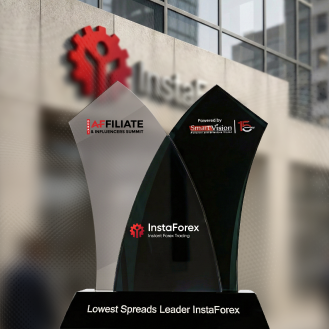 InstaForex ได้รับรางวัล “Lowest Spreads Leader”